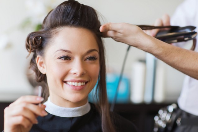 Membuat rambut rusak