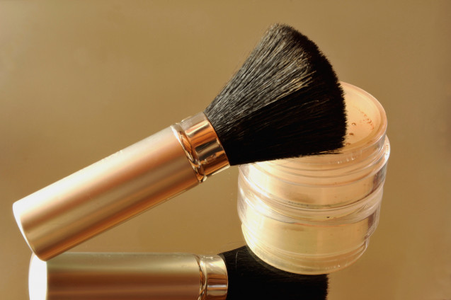 Loose powder