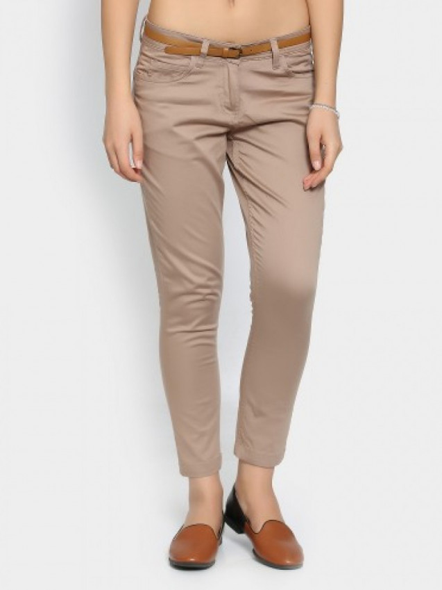 Fitted trousers